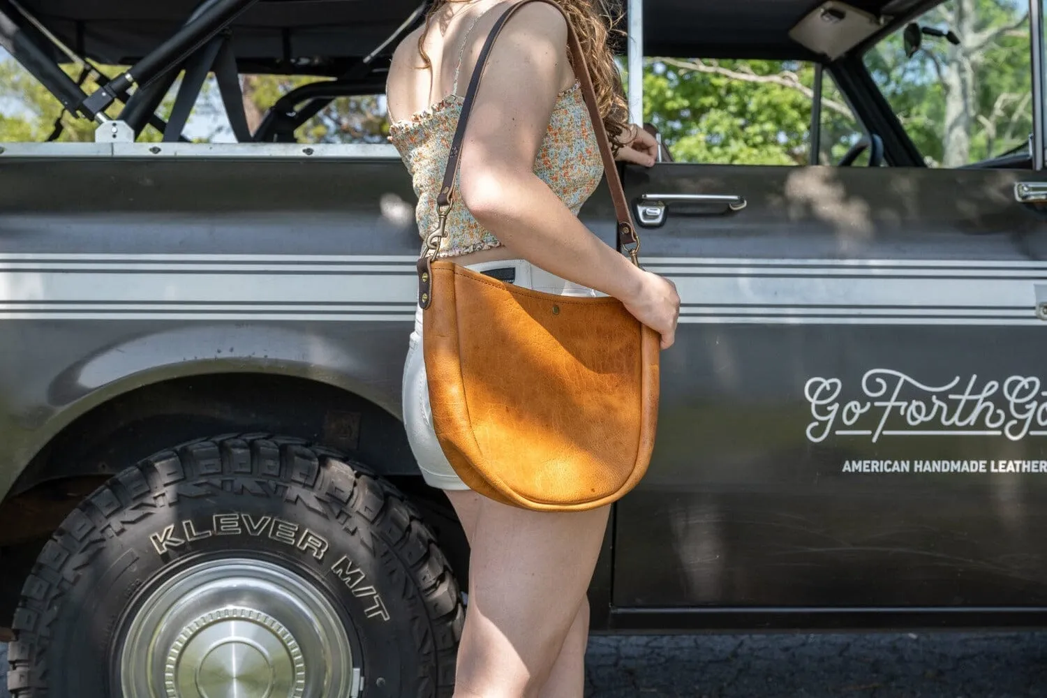 CELESTE LEATHER HOBO BAG - PEANUT BISON