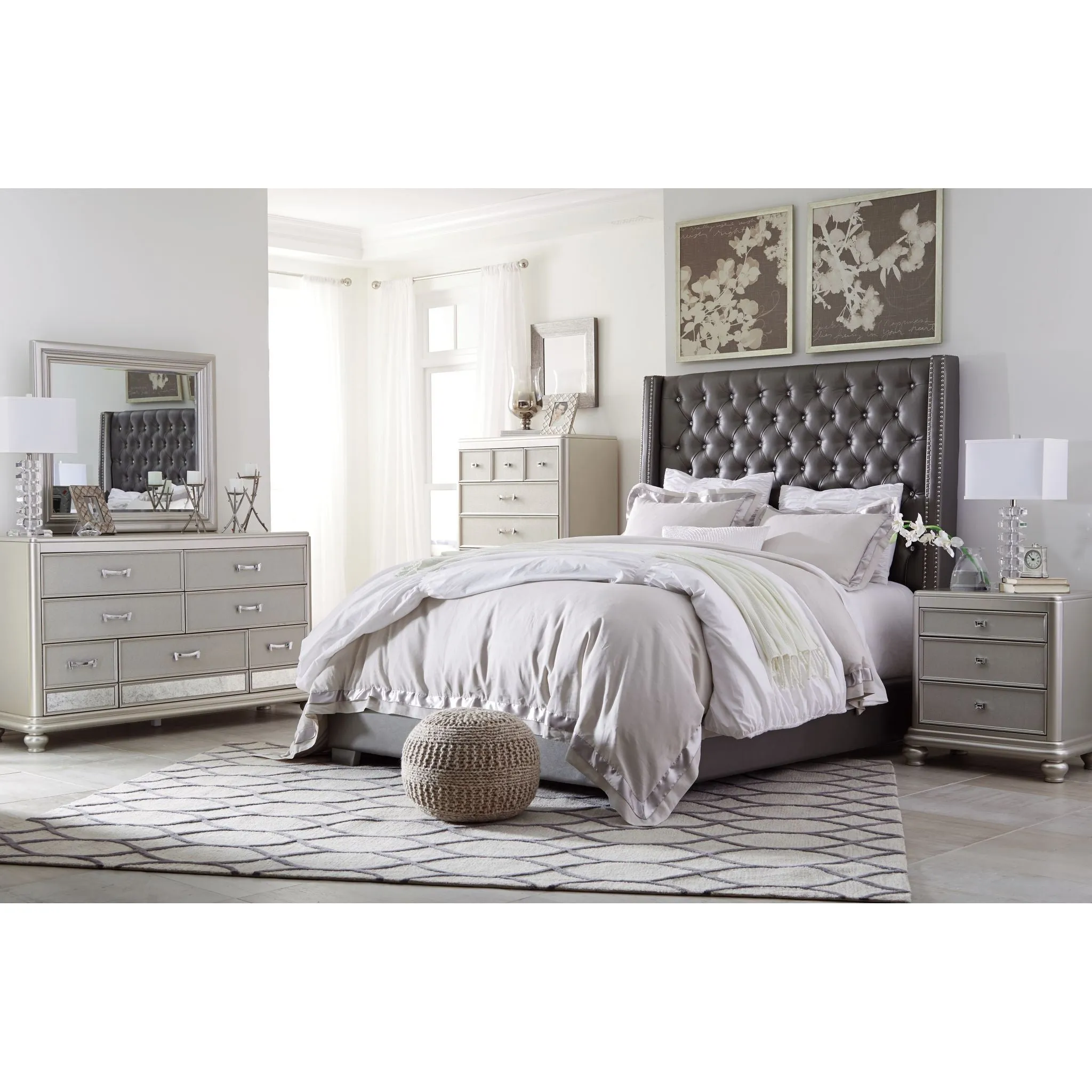 Coralayne 5 Piece Upholstered Bedroom