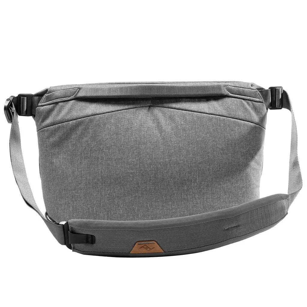 Peak Design Everyday Sling 3L