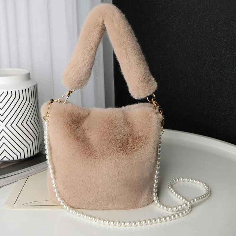 Pearl Chain Winter Checkerboard Plush Bucket Bag