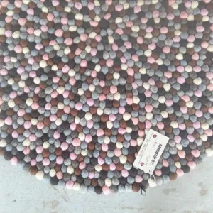 Pebble Beach Felt Ball Rug