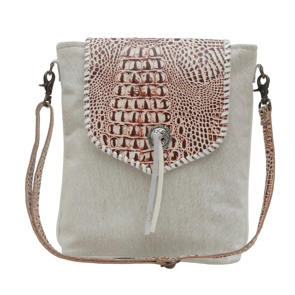 SMOKEY AZTECA LEATHER & HAIRON BAG