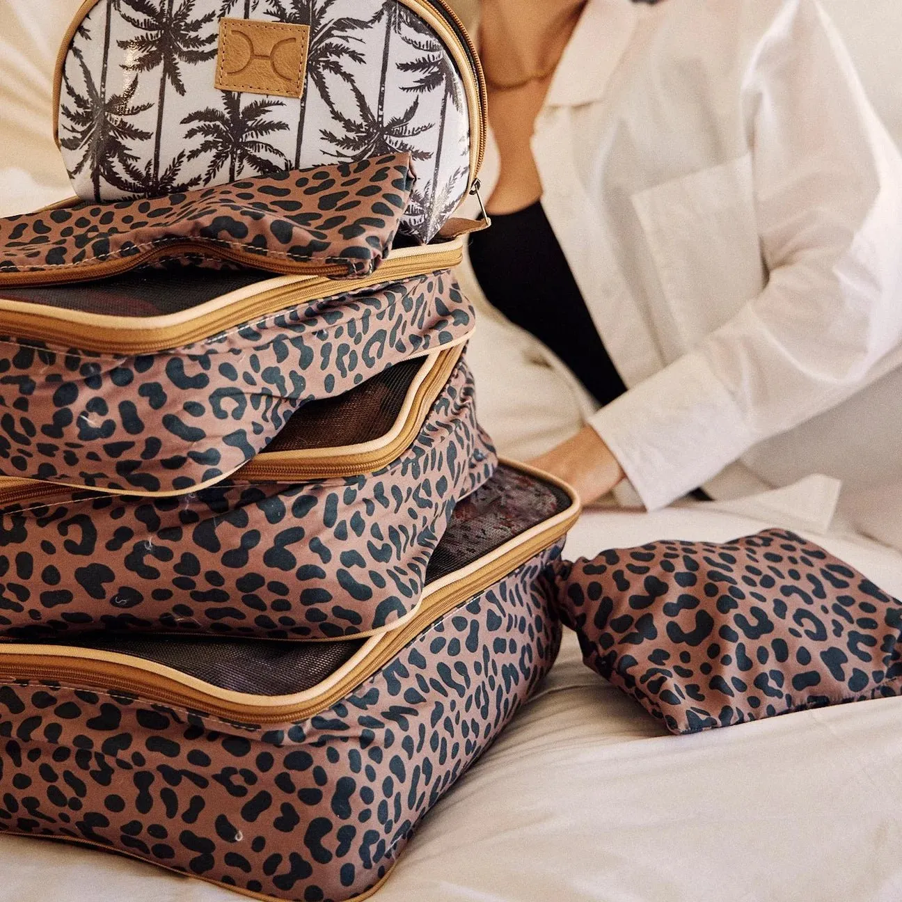 Thandana Travel Luggage Organizer Pods - 6 Piece Set | Cheetah Coffee