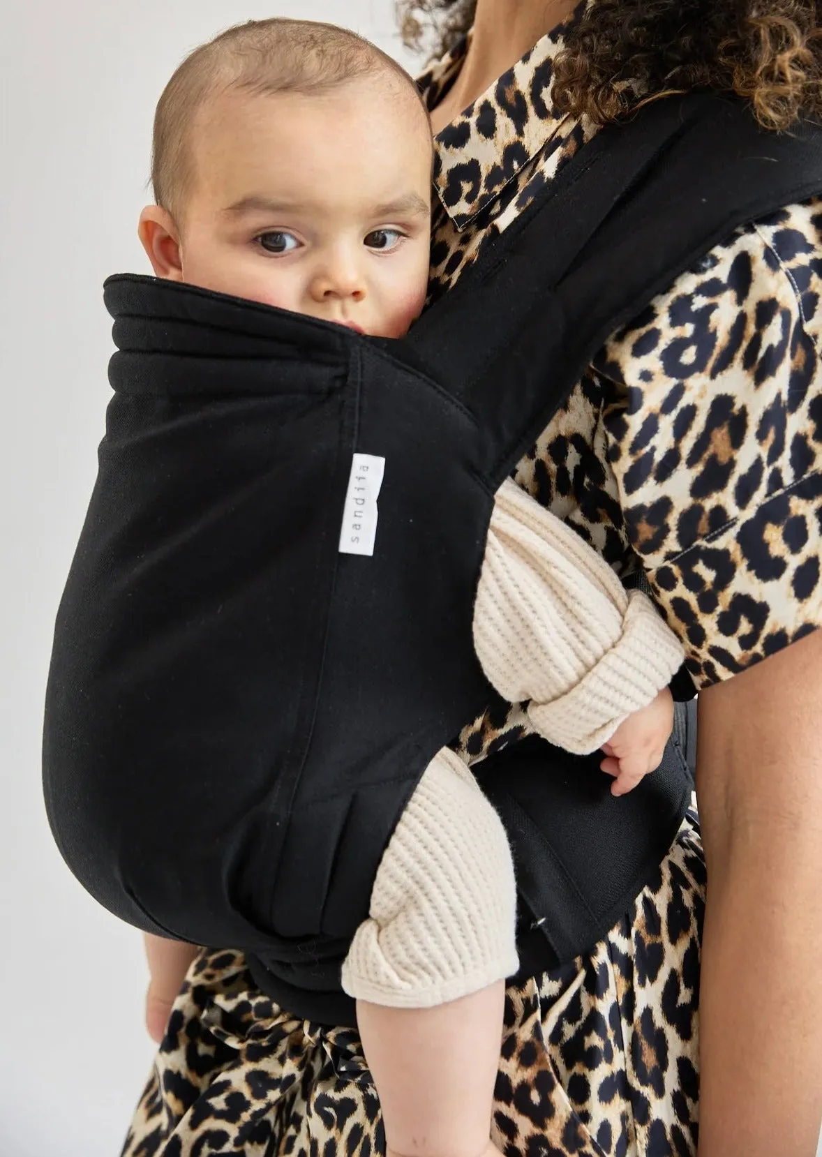 Timeless Black Organic Cotton Baby Carrier