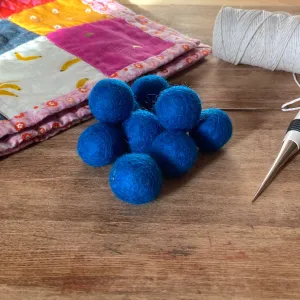 Wool Felt Balls - #67 Peacock - Ten 1" Balls, 2.2cm